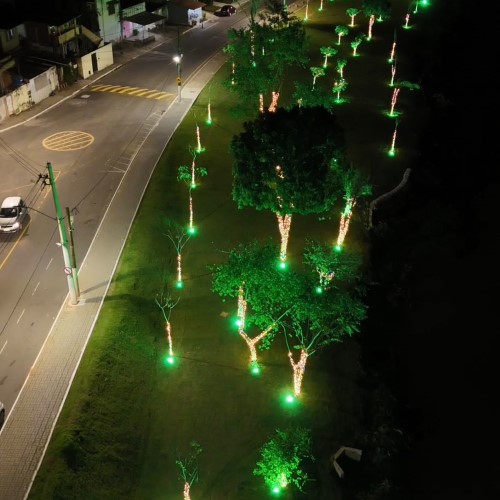 Barra Mansa inicia montagem da iluminação para o Natal 2026